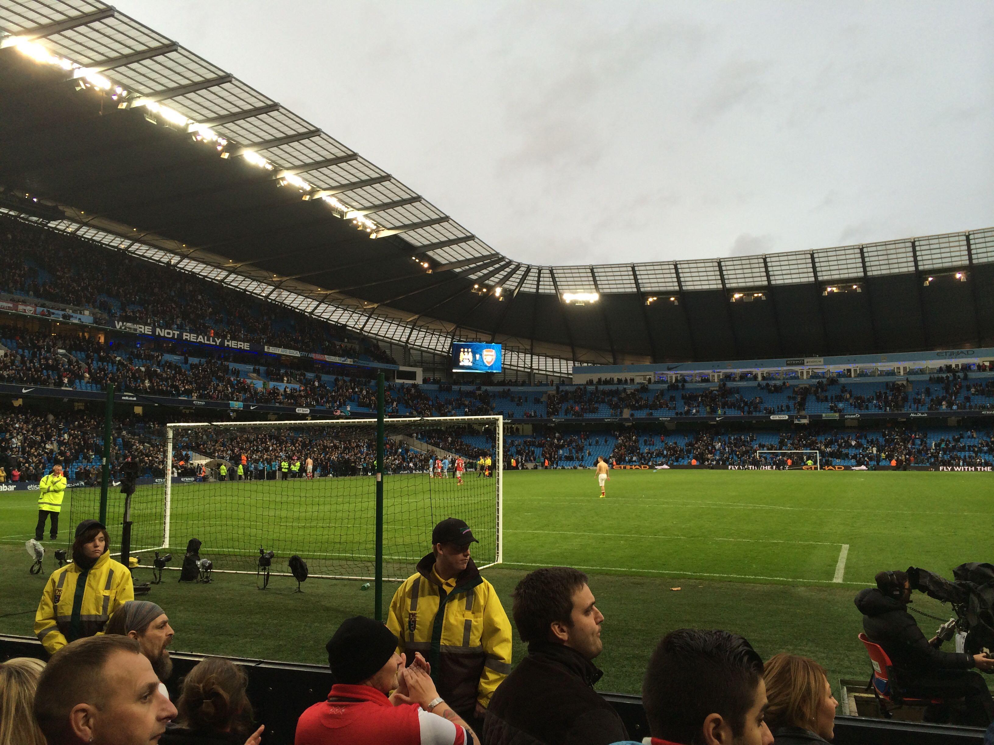 紧急送往医 紧急送往医